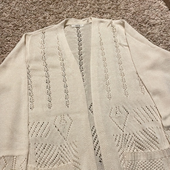 Beautiful pattern. Long cardigan/sweater. - Picture 2 of 4